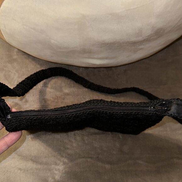 Black Crochet Macramé Small Crossbody Purse Bag - Picture 4 of 8